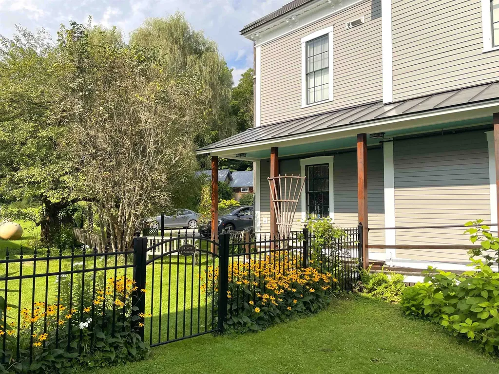 13 Kimball Hill Putney VT 05346