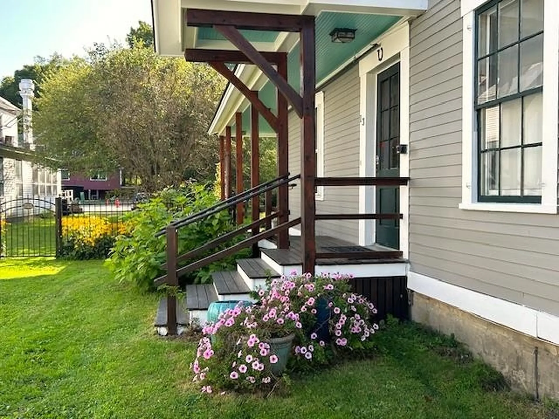 13 Kimball Hill Putney VT 05346
