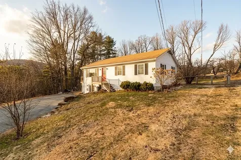 1571 Dairy Hill Road Royalton VT 05068