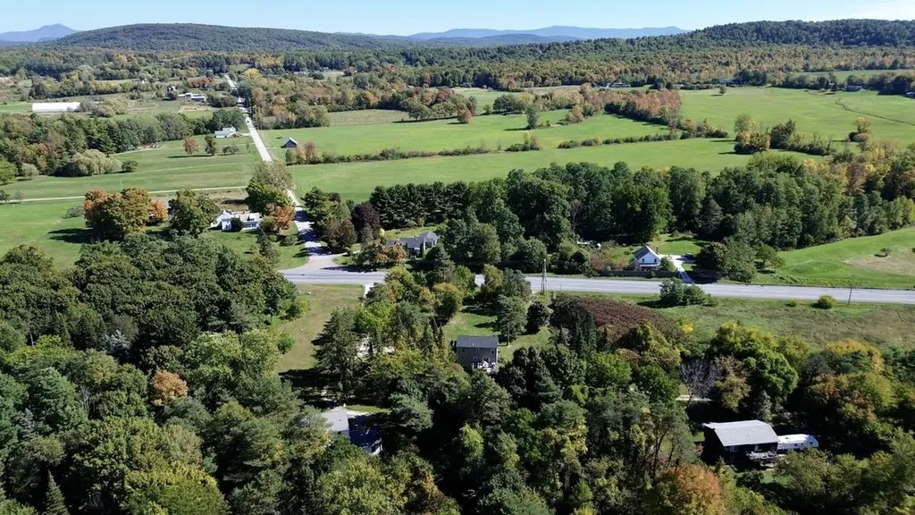 5653 Vt Route 7 Ferrisburgh VT 05456