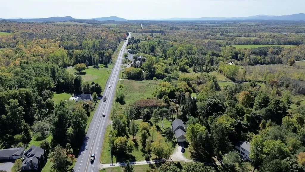 5653 Vt Route 7 Ferrisburgh VT 05456