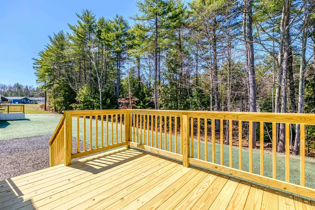 71 Diamondback Drive Rochester NH 03868