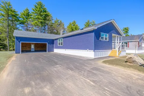 71 Diamondback Drive Rochester NH 03868