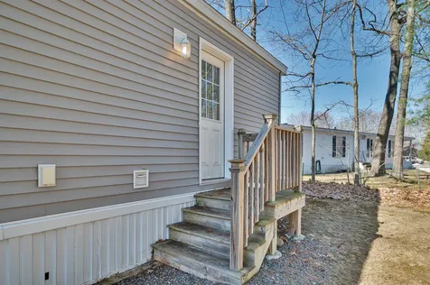 120 Robin Hood Drive Exeter NH 03833