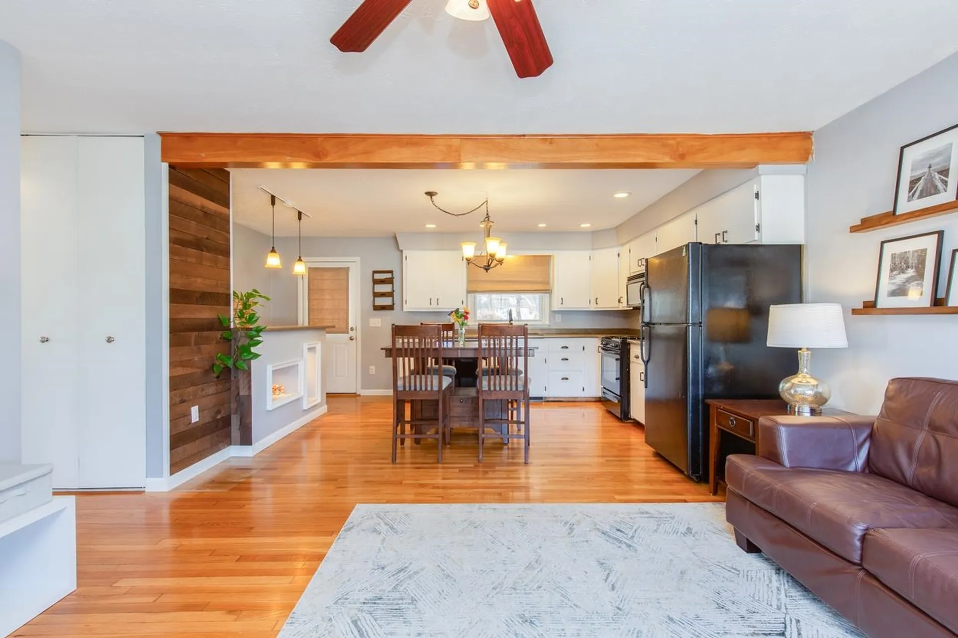 25 Meade Street Nashua NH 03064