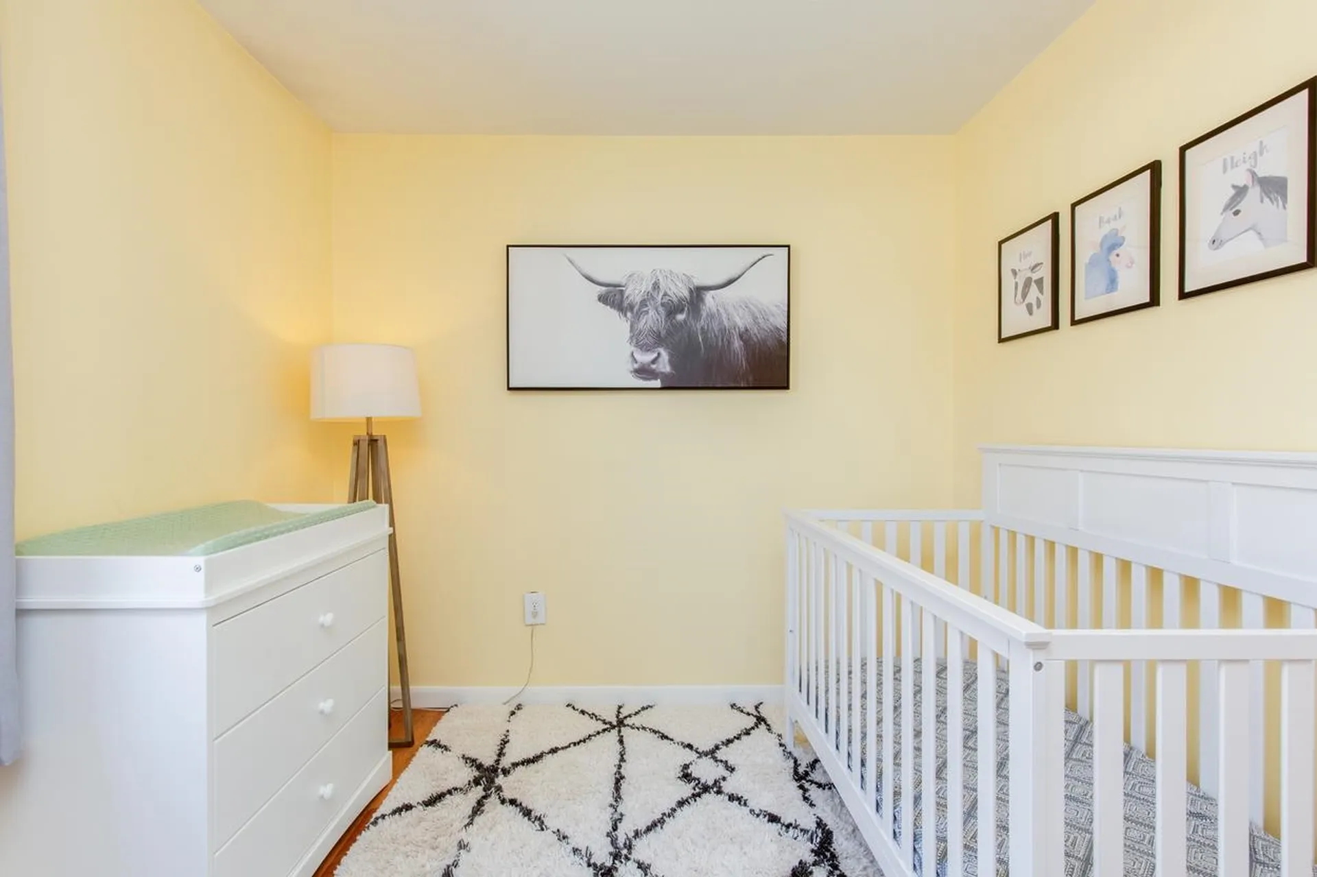 25 Meade Street Nashua NH 03064