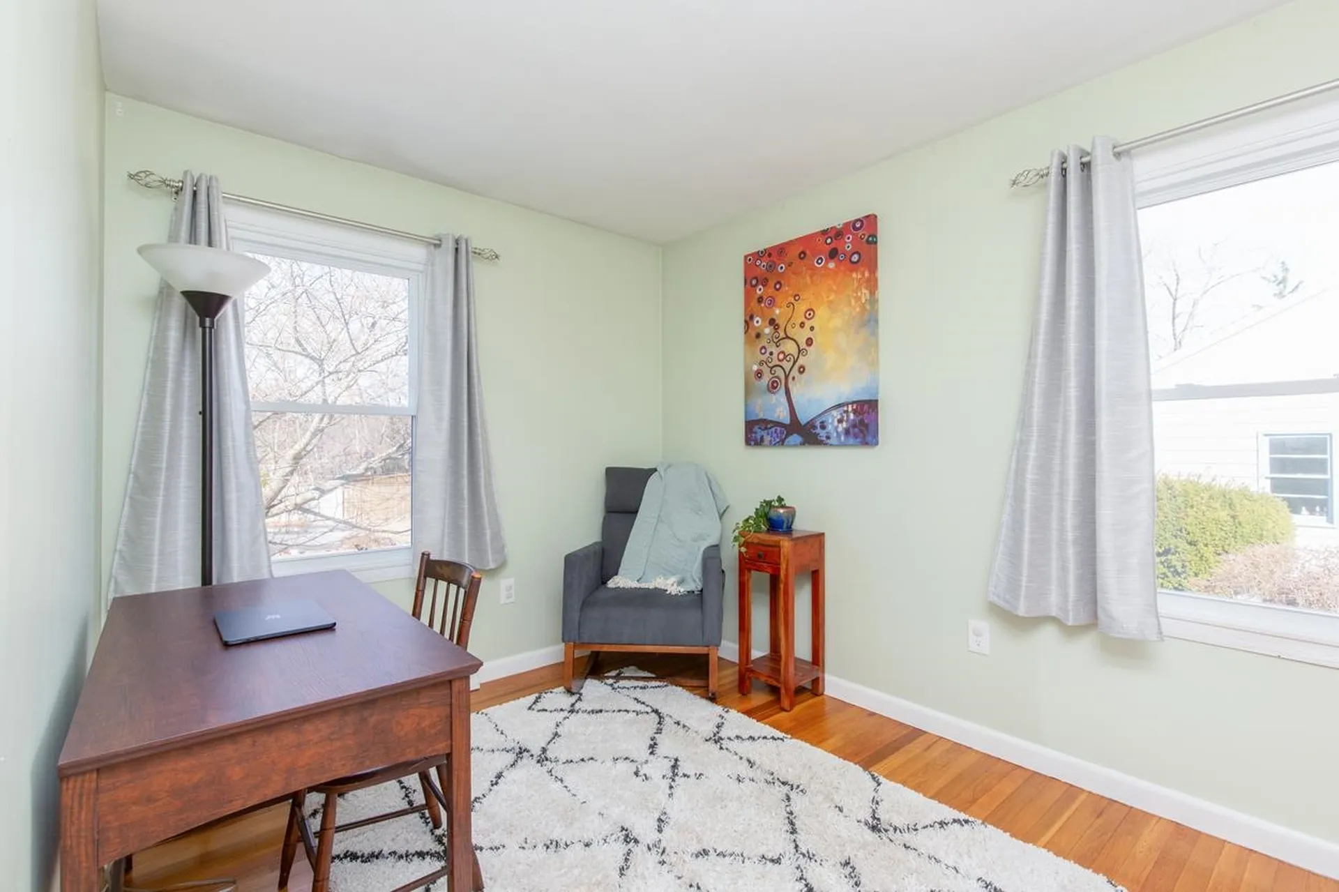 25 Meade Street Nashua NH 03064