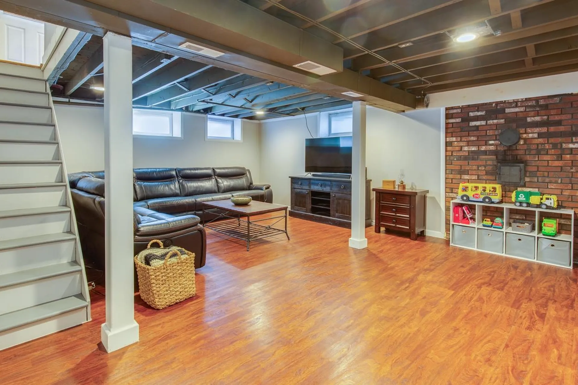 25 Meade Street Nashua NH 03064