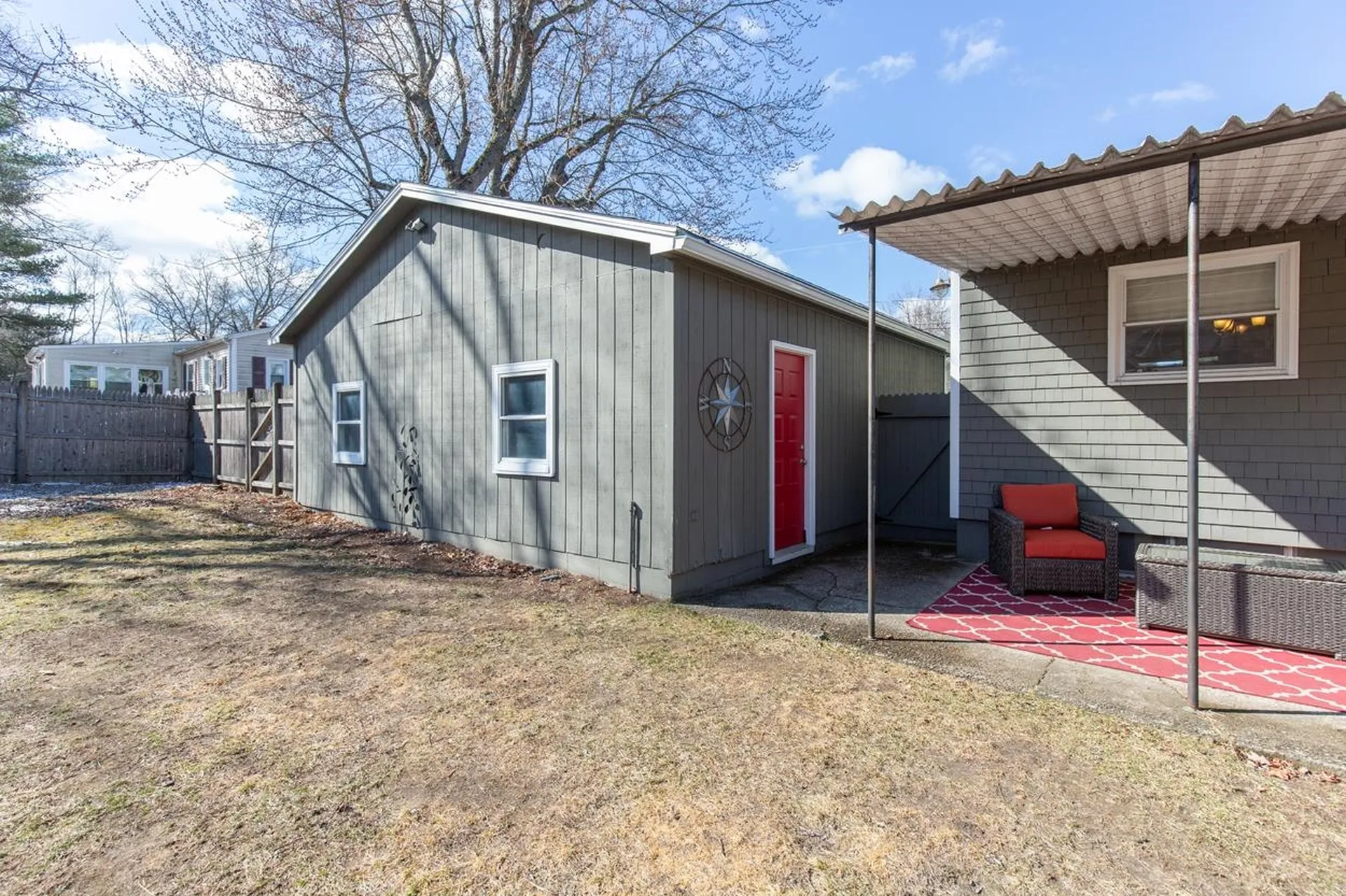 25 Meade Street Nashua NH 03064