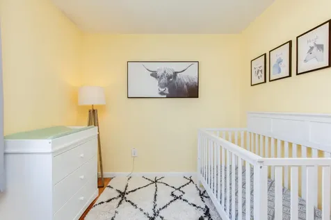 25 Meade Street Nashua NH 03064