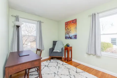 25 Meade Street Nashua NH 03064