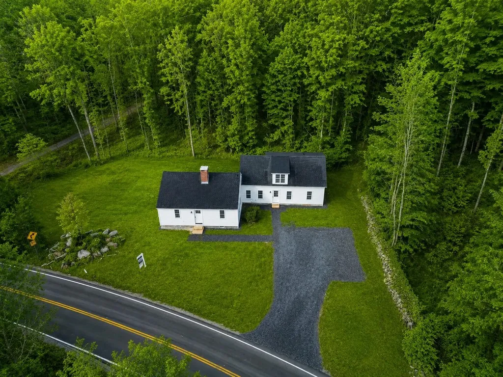 211 Breed Road Harrisville NH 03450