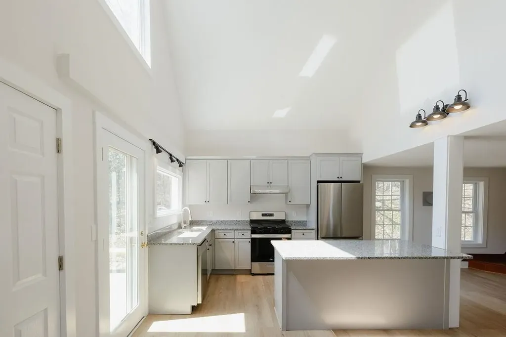 211 Breed Road Harrisville NH 03450