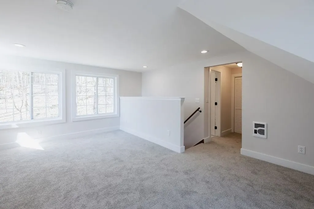 211 Breed Road Harrisville NH 03450