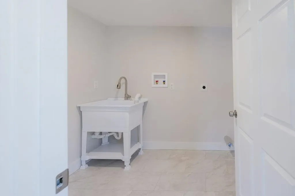 211 Breed Road Harrisville NH 03450