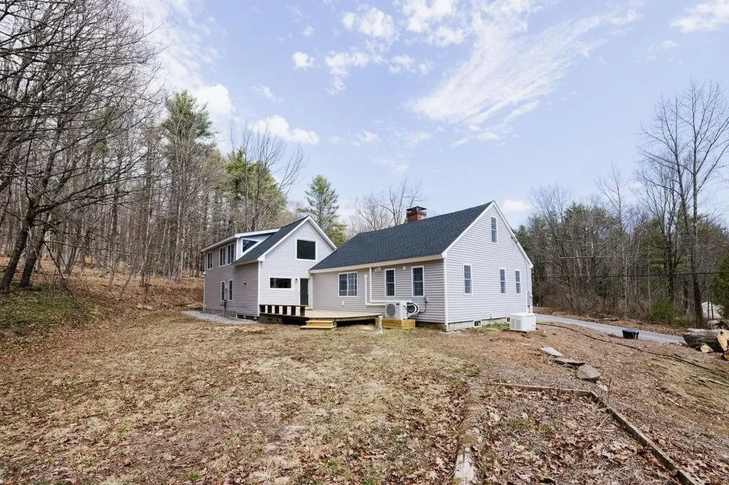 211 Breed Road Harrisville NH 03450