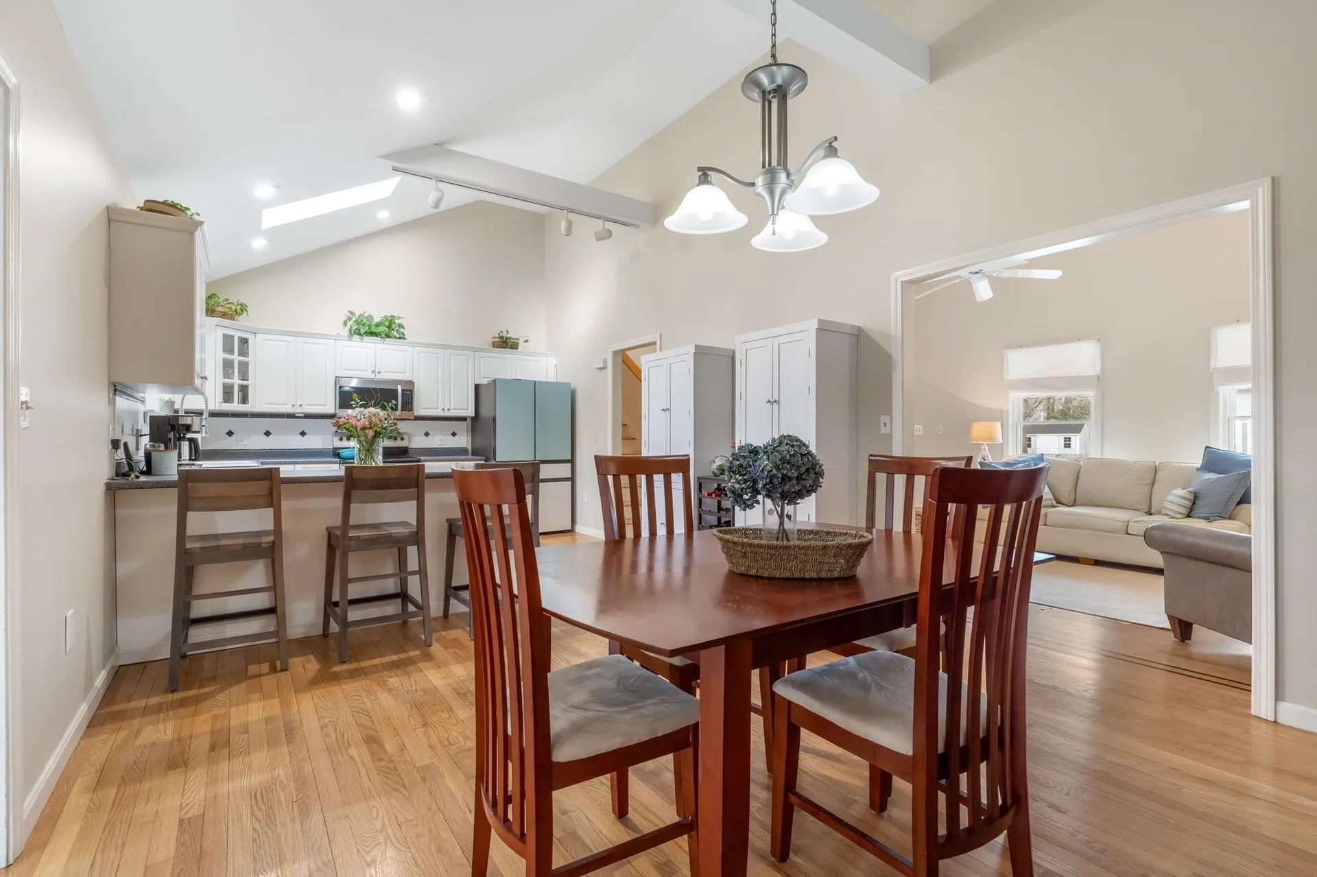21 Hedman Avenue Hampton NH 03842