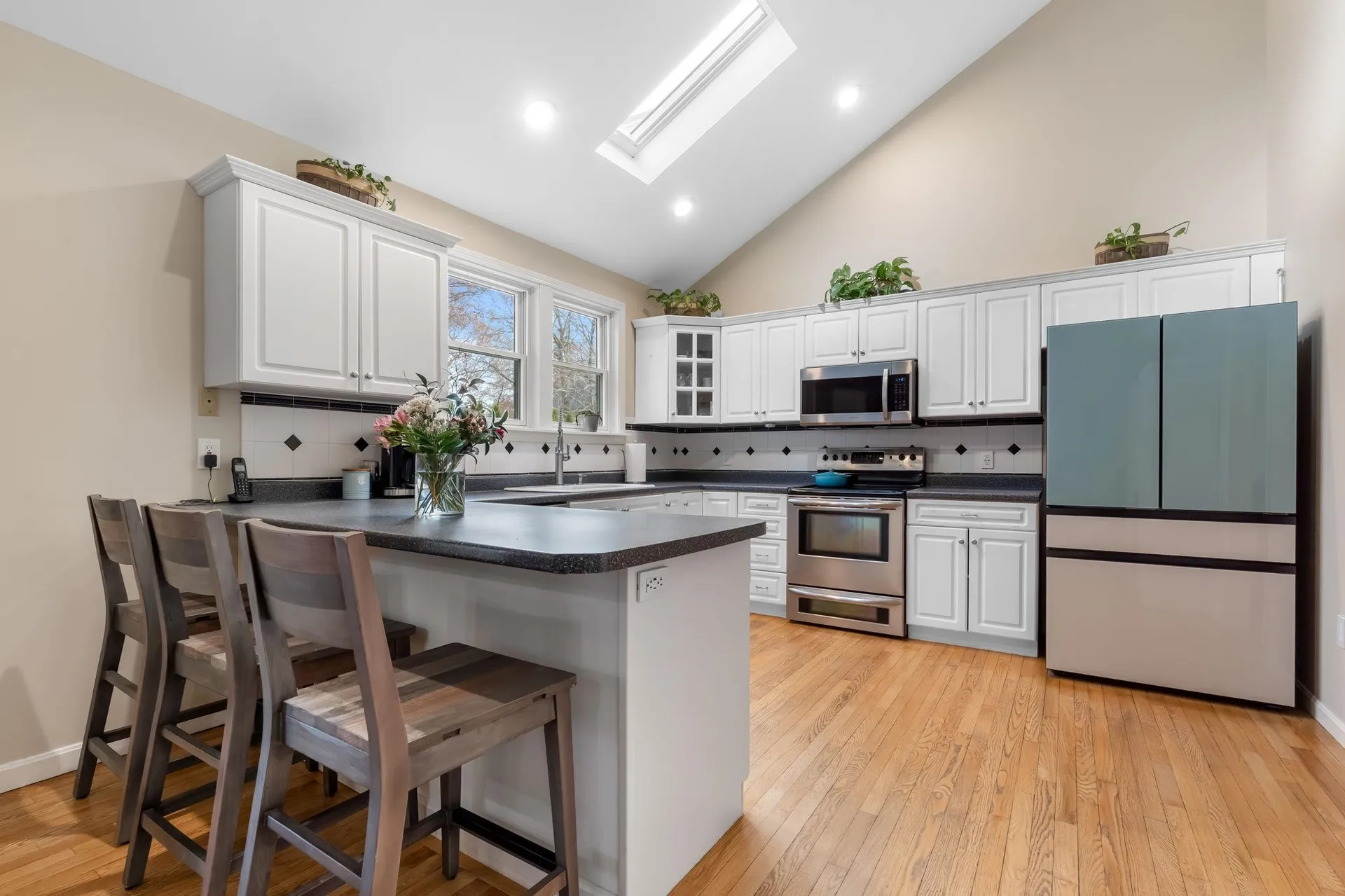 21 Hedman Avenue Hampton NH 03842