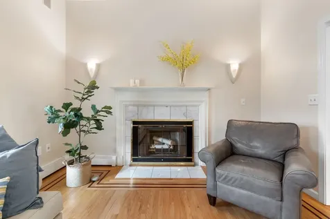 21 Hedman Avenue Hampton NH 03842