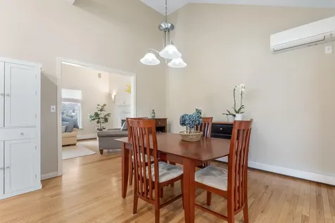 21 Hedman Avenue Hampton NH 03842