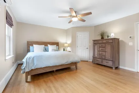 21 Hedman Avenue Hampton NH 03842