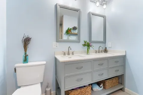 21 Hedman Avenue Hampton NH 03842