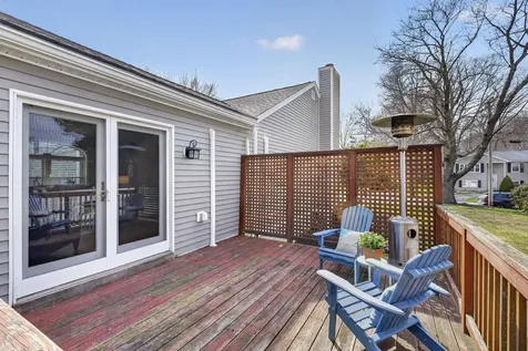 21 Hedman Avenue Hampton NH 03842