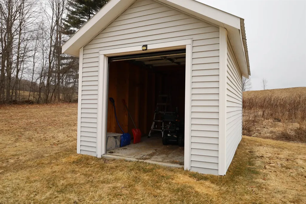 82 Stark Road Lyndon VT 05851
