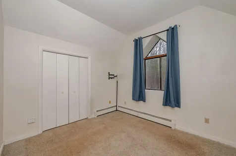 66 Franklin Heights Rochester NH 03867