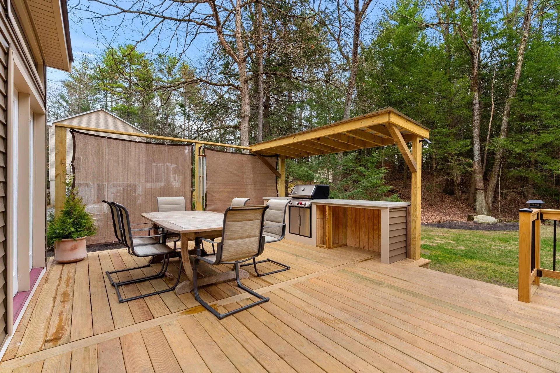 11 Windsor Boulevard Londonderry NH 03053