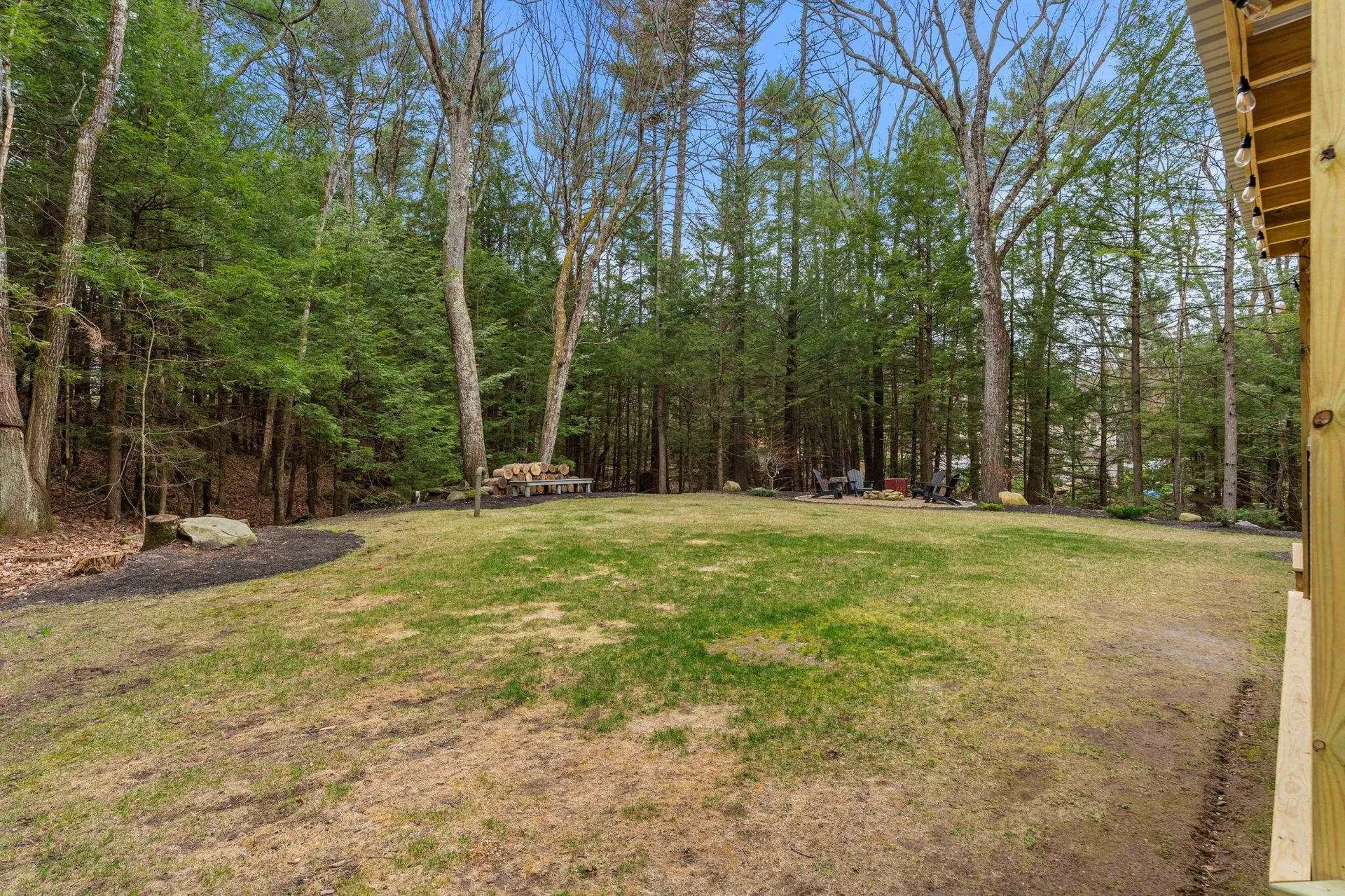 11 Windsor Boulevard Londonderry NH 03053