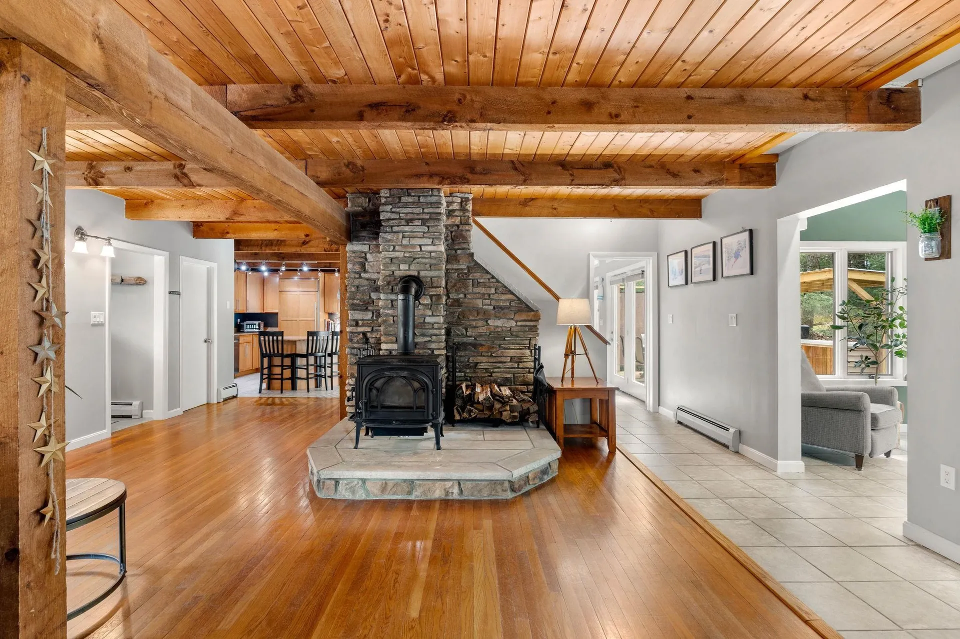 11 Windsor Boulevard Londonderry NH 03053