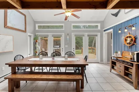11 Windsor Boulevard Londonderry NH 03053