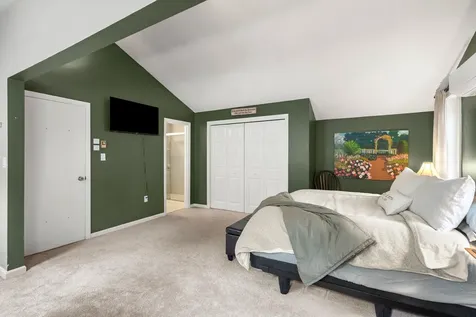11 Windsor Boulevard Londonderry NH 03053