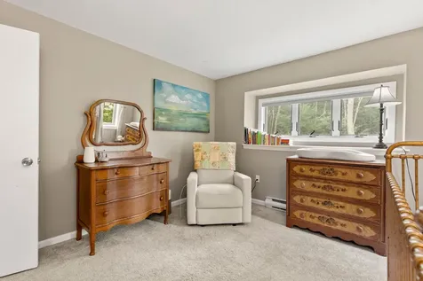 11 Windsor Boulevard Londonderry NH 03053