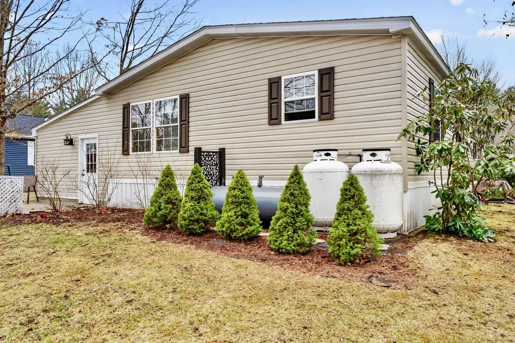166 Eagle Drive Rochester NH 03868