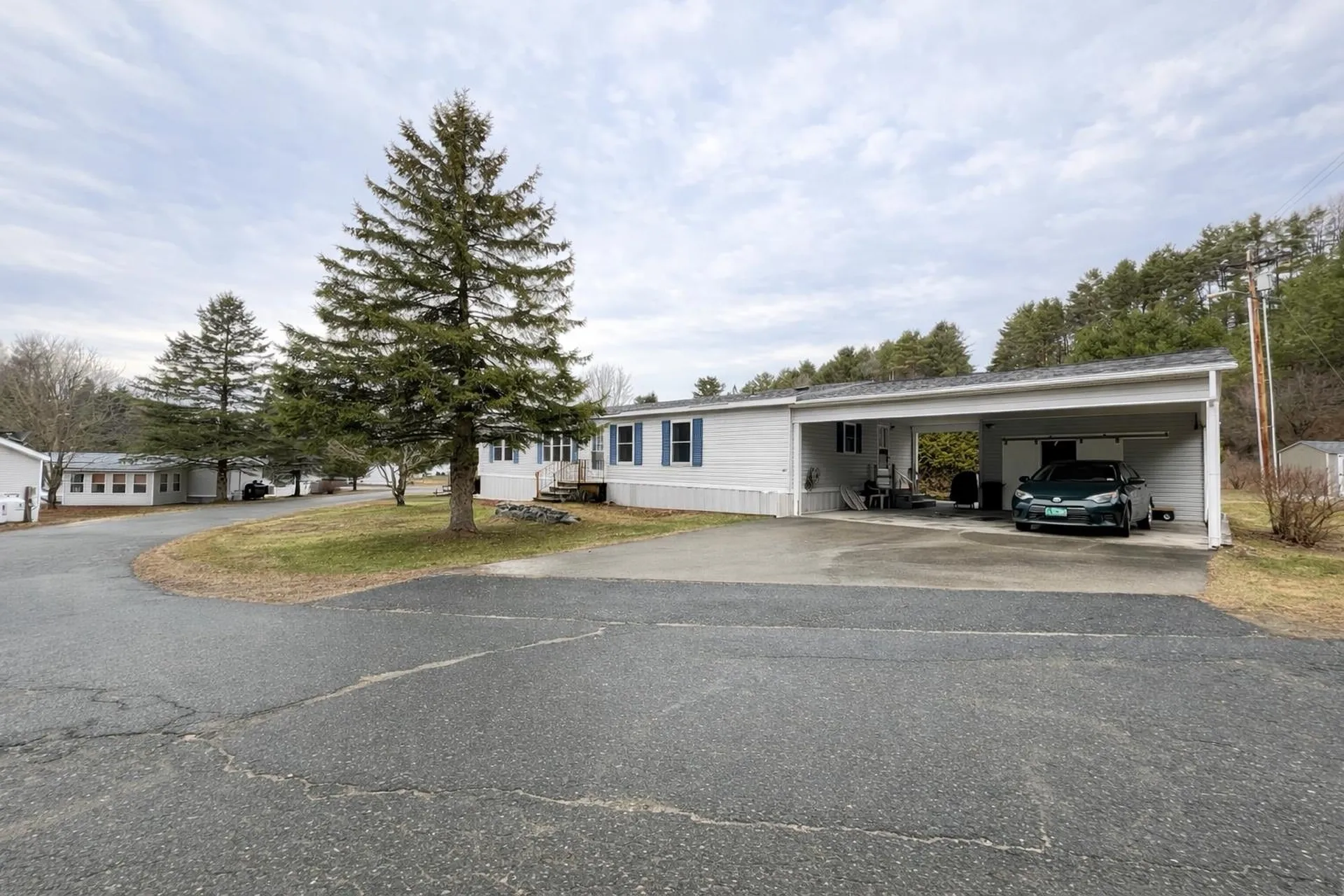 41 Thrush Lane Lyndon VT 05851