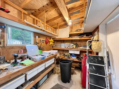 41 Thrush Lane Lyndon VT 05851