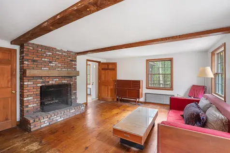 220 Riverdale Road New Boston NH 03070
