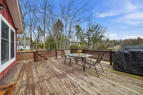 18 Faucher Lane Northwood NH 03261