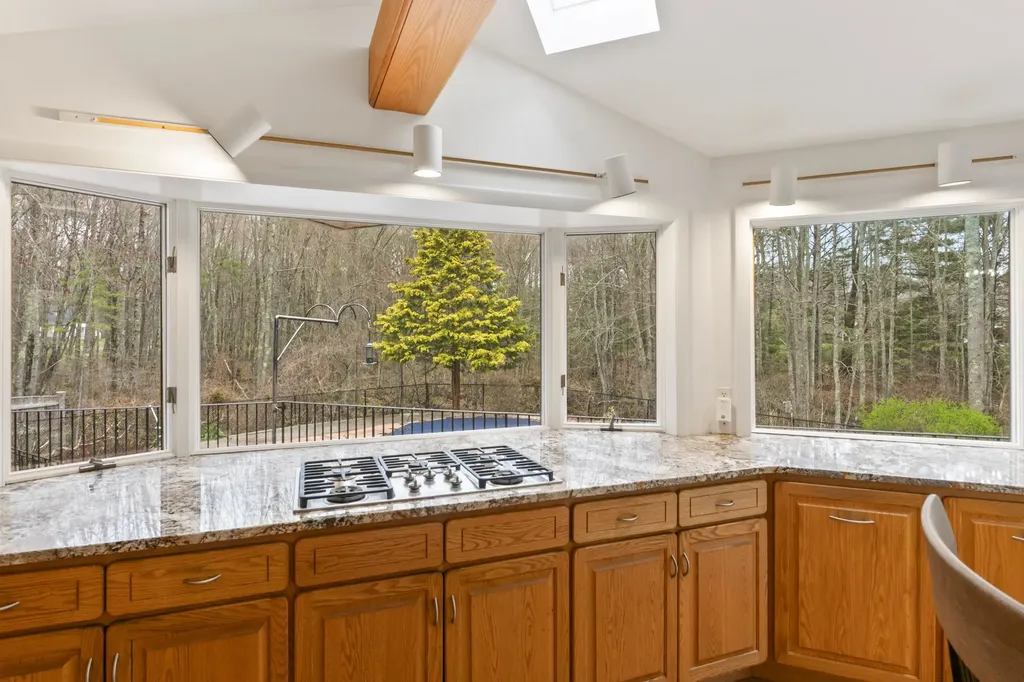 15 Pine Road North Hampton NH 03862