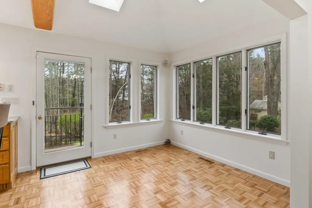15 Pine Road North Hampton NH 03862
