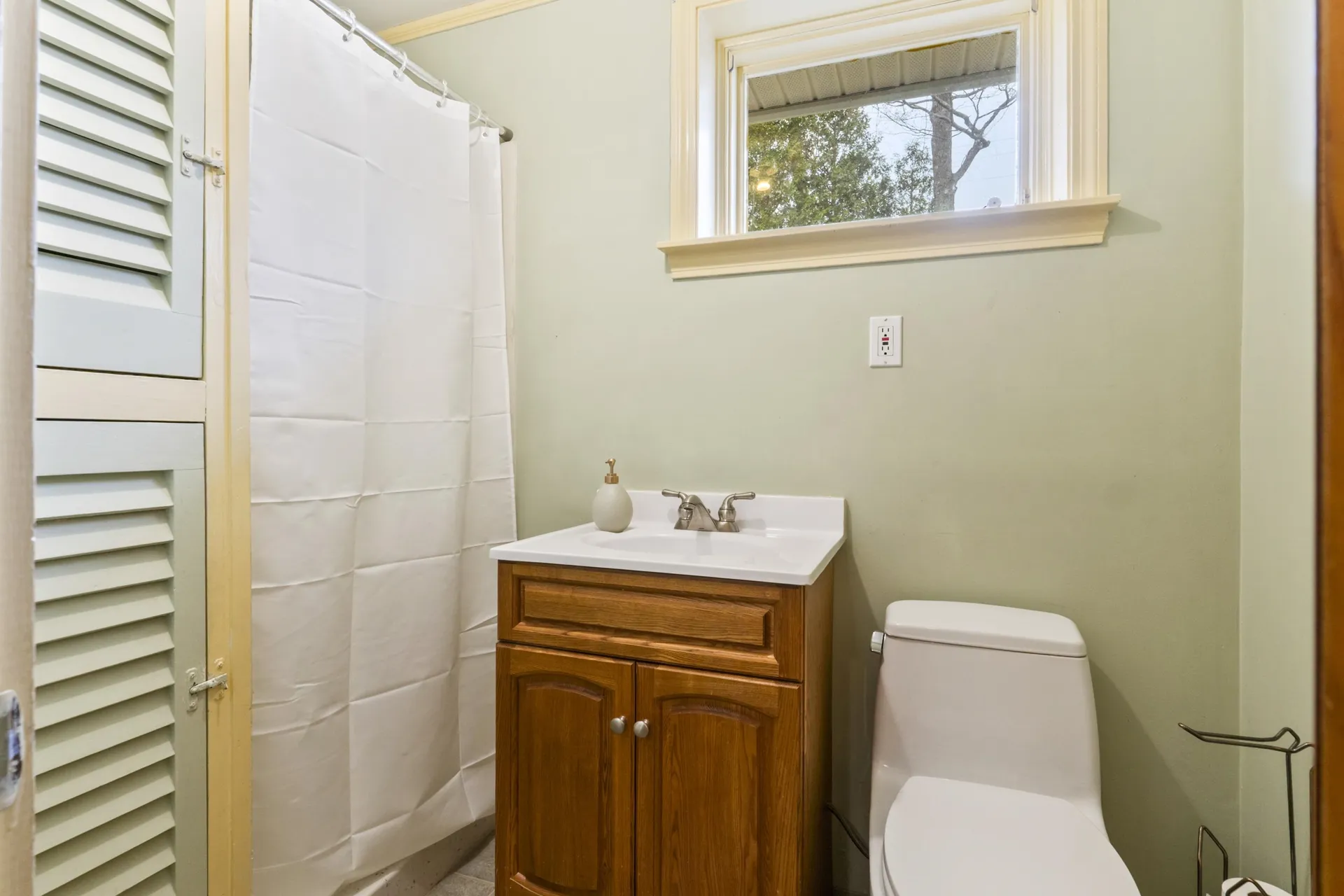 15 Pine Road North Hampton NH 03862