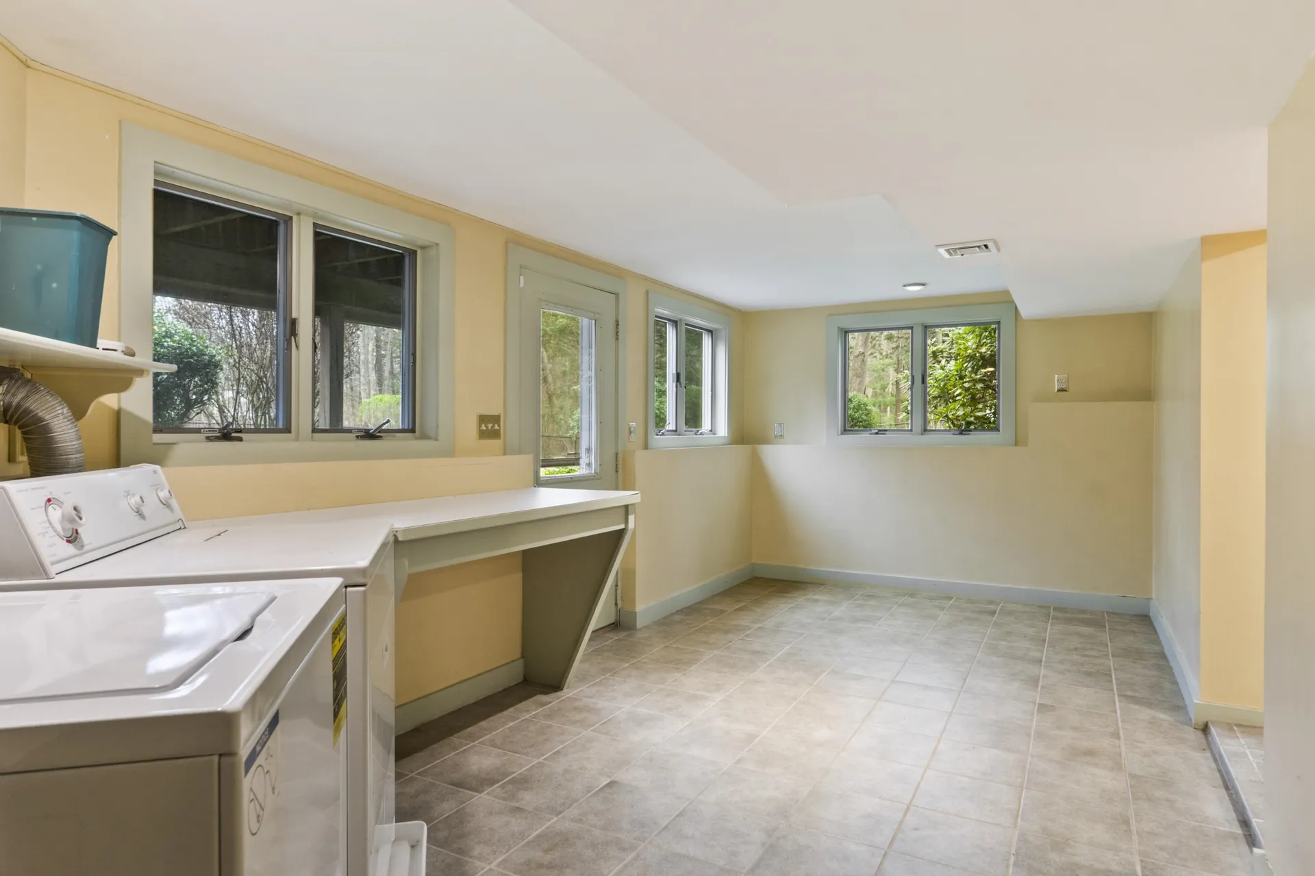 15 Pine Road North Hampton NH 03862