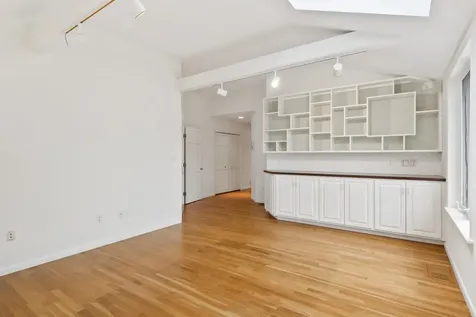 15 Pine Road North Hampton NH 03862