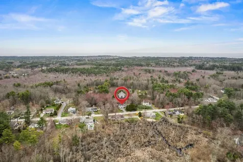 15 Pine Road North Hampton NH 03862
