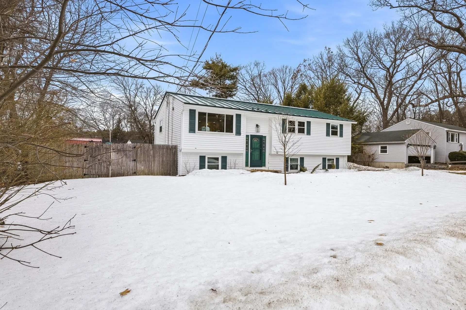 13 Redwing Road Concord NH 03301