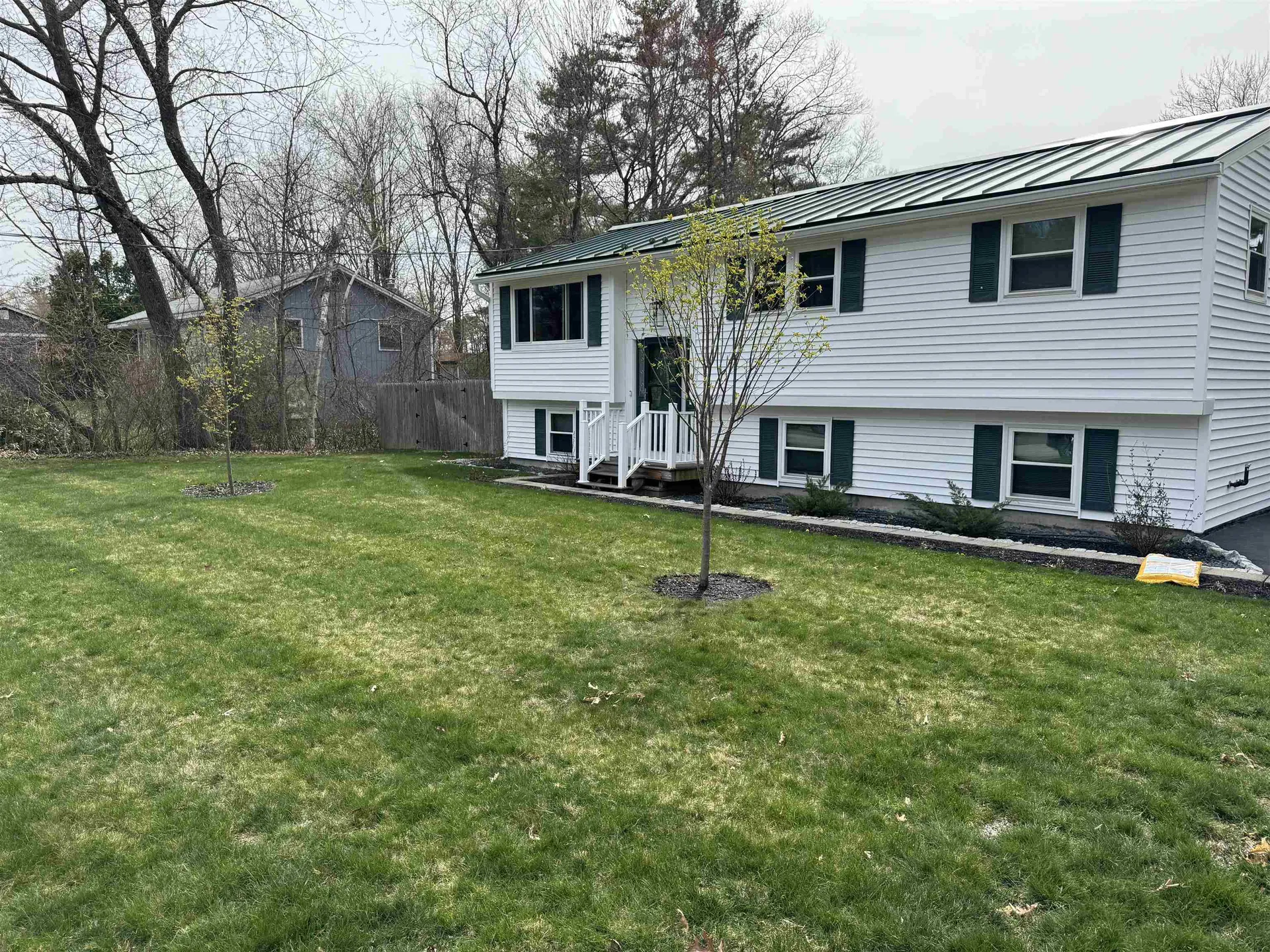 13 Redwing Road Concord NH 03301