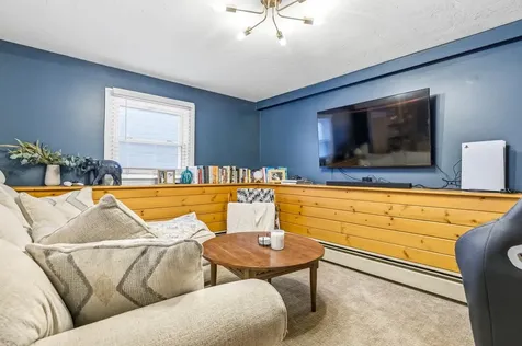 13 Redwing Road Concord NH 03301