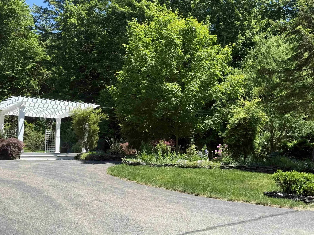 126 Big Bend Drive Laconia NH 03246